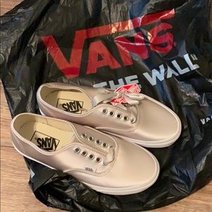 Vans 8.5 Champagne Lace-Up Shoes
